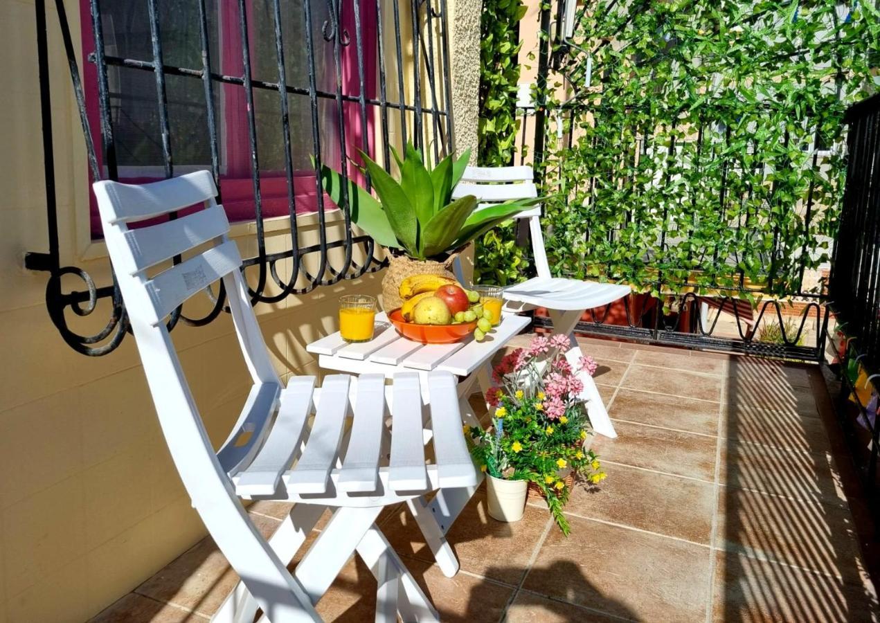 Mi Casa Own Entrance, Memorable, Exceptional Apartment ซานตาโปลา ภายนอก รูปภาพ