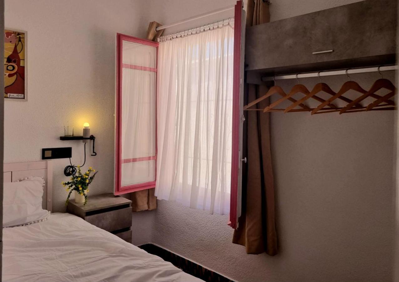 Mi Casa Own Entrance, Memorable, Exceptional Apartment ซานตาโปลา ภายนอก รูปภาพ